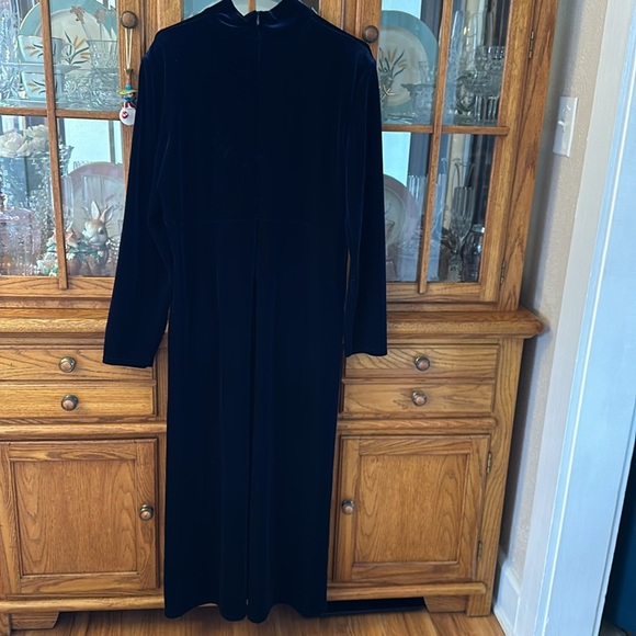 Ladies Navy Blue Velvet Look & Feel Dress - Picture 8 of 13